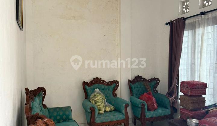 Rumah Siap Huni di Padang Sambian - Tenang, Fungsional, dan Bebas Banjir Semi-Furnished - Arah Timur Laut - Jalan Lebar 2