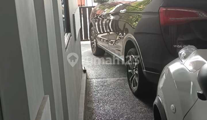 Super Wide 6-Bedroom House in Peguyangan - Ideal for Large Residences, Guest Houses, or Family Investment 2