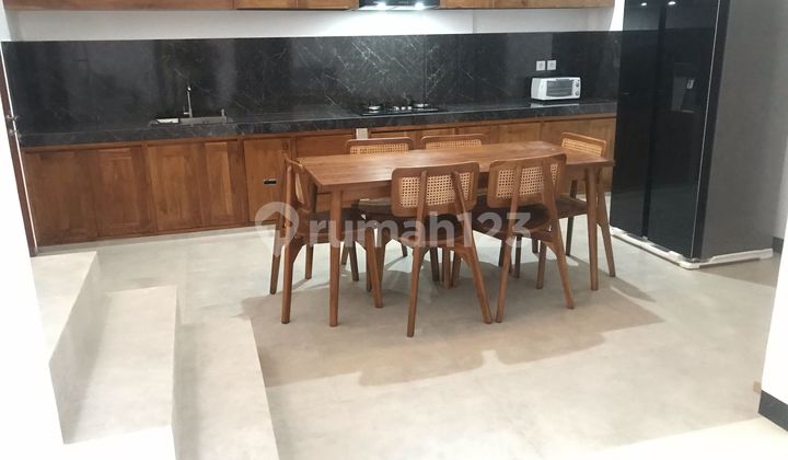 Brand New Villa 4 Kamar di Munggu - Bangunan Jumbo, Harga Masuk Akal 2