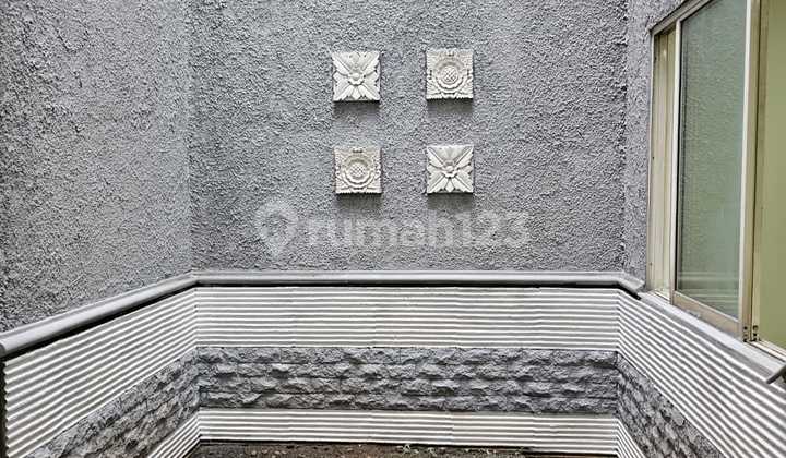 For Sale House in Lippo Karawaci Tangerang Housing Estate For Sale House in Lippo Karawaci Tangerang Housing Estate