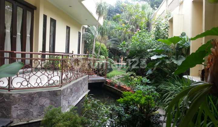 Dijual Rumah Mewah View Golf Modernland Tangerang 2