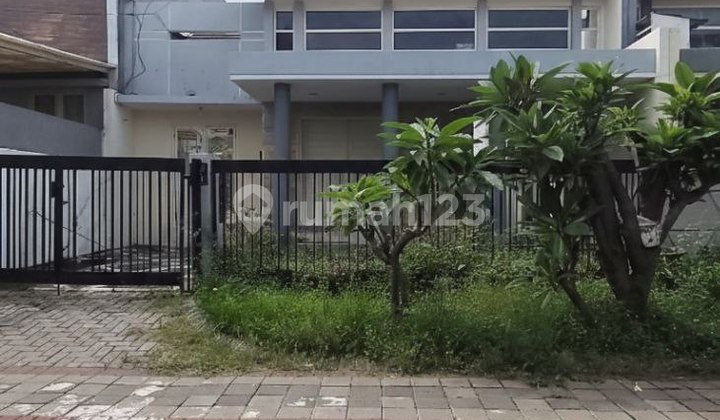 Disewakan Rumah Pantai Mentari Row 4 Mobil Carport 1