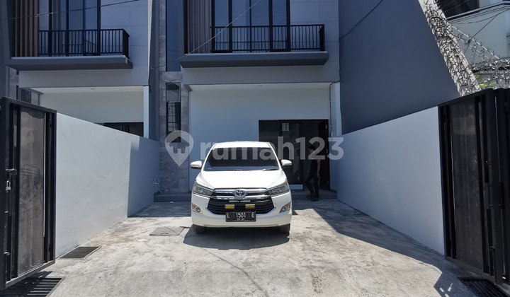 Dijual Rumah Lebak Arum Type Alexa Minimalis New 1