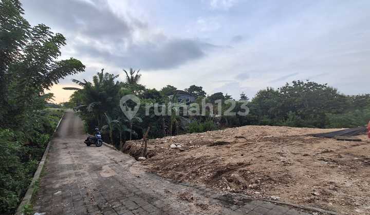 8 Are Land for Sale with Freehold Rights, Located in Balangan Area.