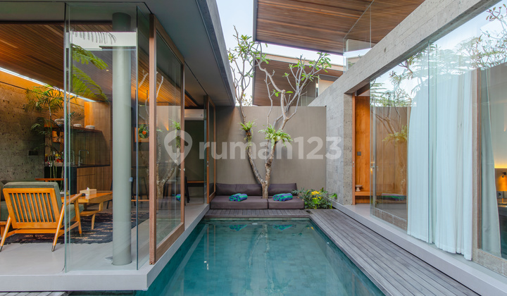 2 Kamar Villa di Jual Hak Milik , Canggu Area