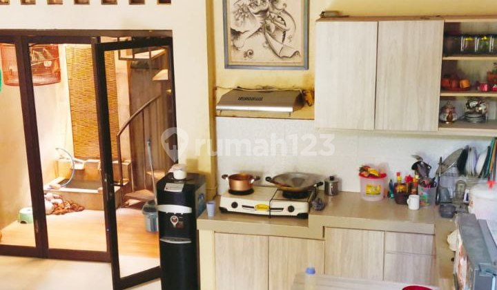 Rumah 2 Lantai di Perumahan Bintara Loka Indah 2