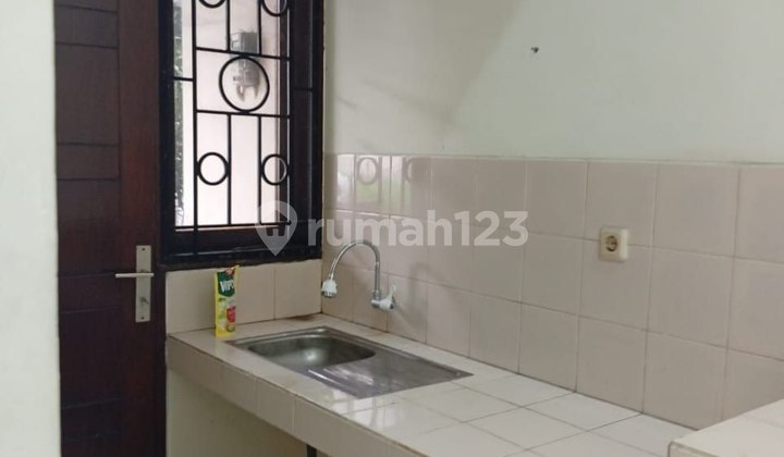 Rumah Strategis di Kemang Pratama Bekasi 2