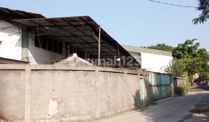 Warehouse Ready for Use in Cakung, East Jakarta Warehouse Ready for Use in Cakung, East Jakarta