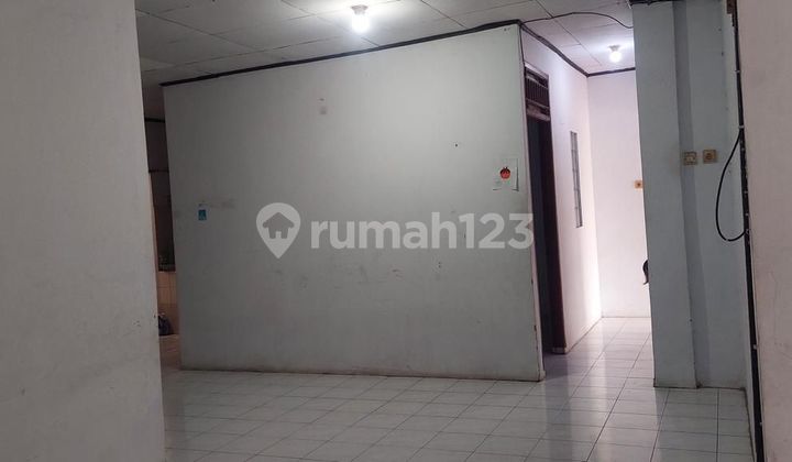 Disewakan Rumah 1 ½ Lantai di Pondok Kopi Jakarta Timur 2