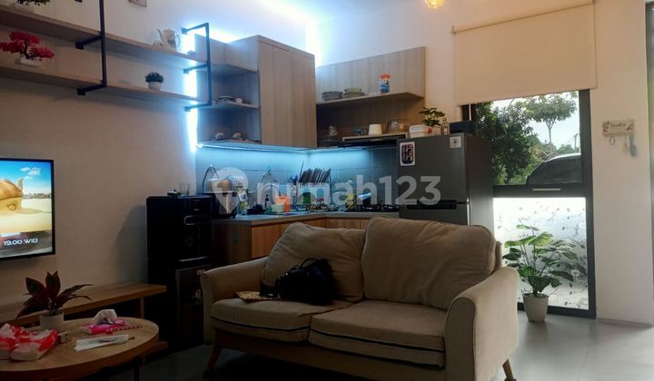 Disewakan Rumah 2 Lantai di Cluster O8 Grand Wisata Bekasi 2