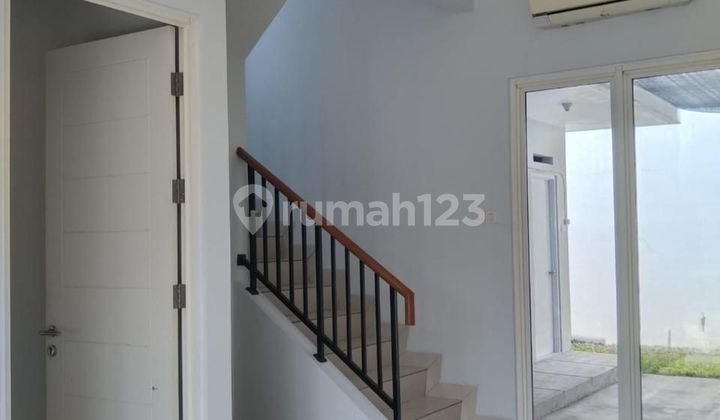 Disewakan Rumah 2 Lantai di Cluster Vasana Harapan Indah