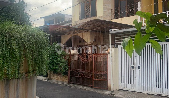 Rumah Furnish 2 Lantai di Kalisari Pasar Rebo Jakarta Timur 2