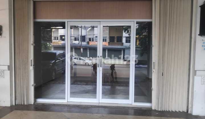 2.5-Story Flood-Free Shop House in Harapan Indah 2.5-Story Flood-Free Shop House in Harapan Indah