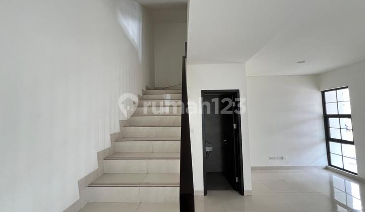 Rumah Minimalis 3 Lantai Siap Huni di Cluster Mantion De Westeria Metland Menteng Jakarta Timur 2