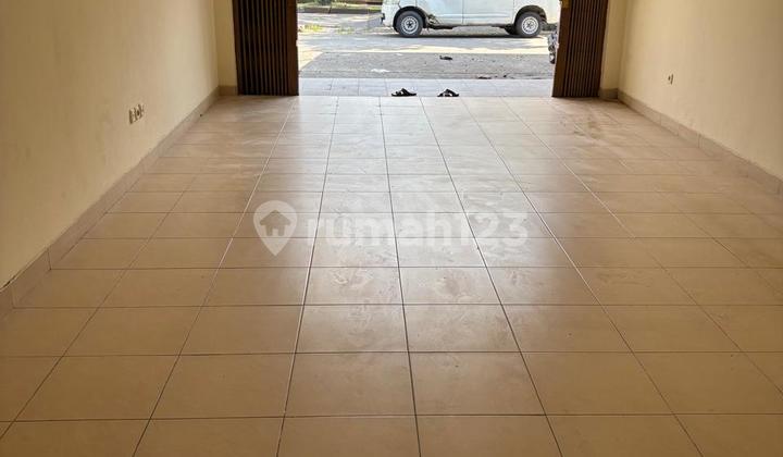 Strategic 2-Storey Shophouse in Harapan Mulya Regency, Bekasi 2