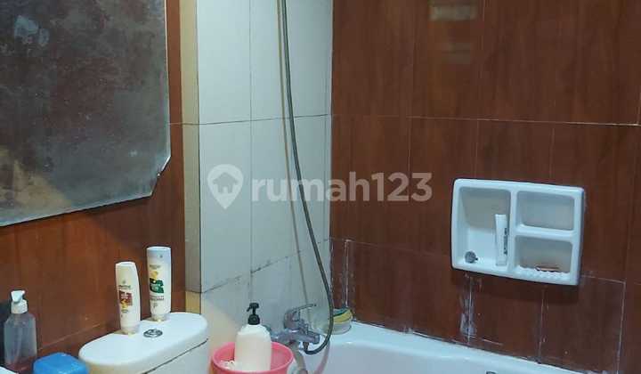 2-Story House in a Comfortable Environment, Ready to Occupancy, in Maple Cluster, Sumarecon Bekasi 2