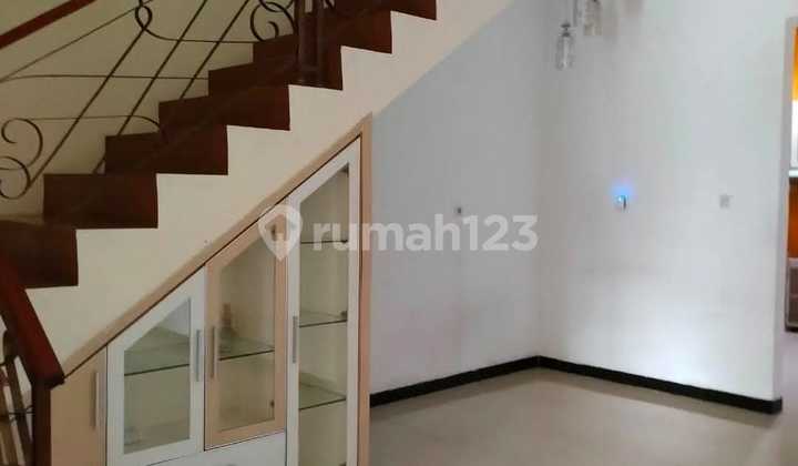 Rumah di Bulevar Hijau Harapan Indah Bekasi 2