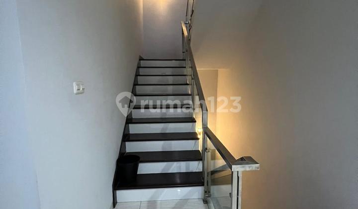 2-Story House in Pulomas, East Jakarta 2