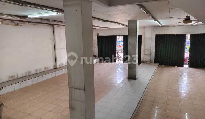 Ruko Gandeng 4 Lantai di Jalan Sultan Agung, Pondok Ungu Bekasi Ruko Gandeng 4 Lantai di Jalan Sultan Agung, Pondok Ungu Bekasi