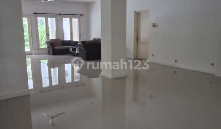 For Sale House Menteng Central Jakarta Solo Street 2