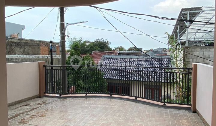 Dijual Rumah 2 Lantai di Villa Mutiara Gading 3 Bekasi ( Susantin) 1