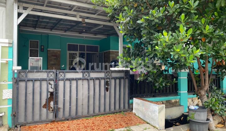 Neat House in Taman Harapan Baru Bekasi