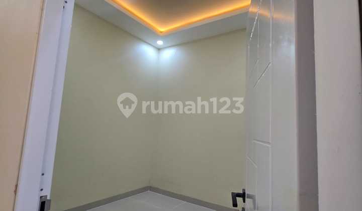 Rumah Baru Mewah di Harapan Indah Bekasi 2