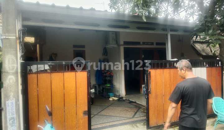 Dijual Rumah Rapi di Harapan Indah Bekasi ( Andre )