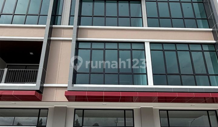 Disewakan Ruko Crystal di Sumarecon. Bekasi Disewakan Ruko Crystal di Sumarecon. Bekasi