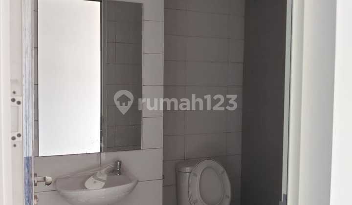 For Rent: Shop House in Sedayu City, Kelapa Gading, East Jakarta