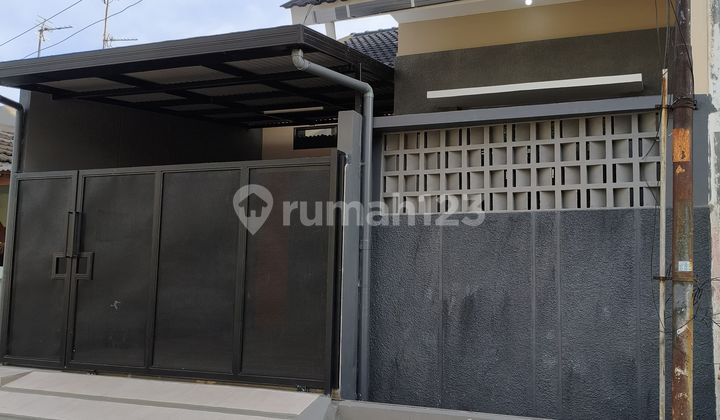 Dijual Rumah Rapi di Harapan Indah Bekasi