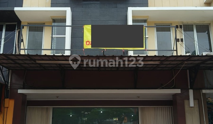 For Rent Shop House in Grand Boulevard Harapan Indah Bekasi