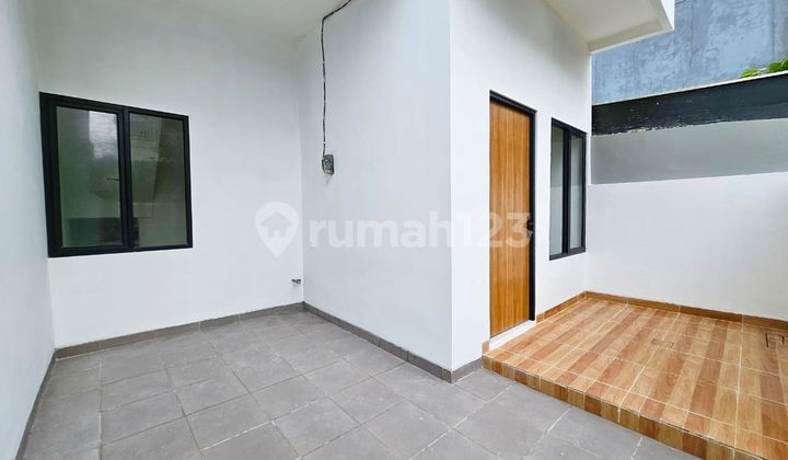 Rumah Elegan di Pesona Anggrek Bekasi 2