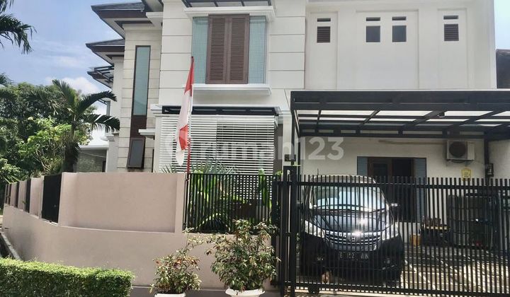 2-Story Hook House in Sector 3 Bintaro Jaya