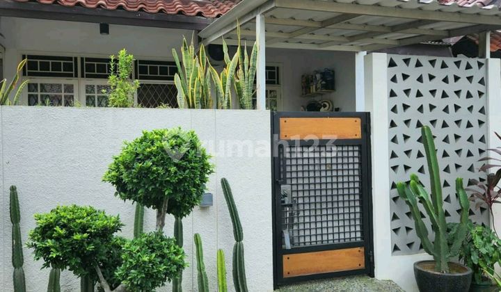 Rumah Bagus Strategis Semi Furnished Pamulang Tangerang Selatan