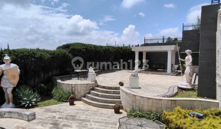 Rumah di Pagerwangi Lembang dengan View Bandung Lengkap dengan Kolam Renang 2