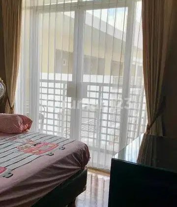 Cosmopolis Resort Apartment Near Its, Shmsrs 2