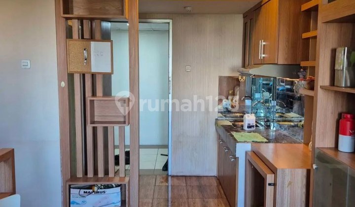 Apartemen Puncak Kertajaya 2 BR Jadi 1 BR, Furnish