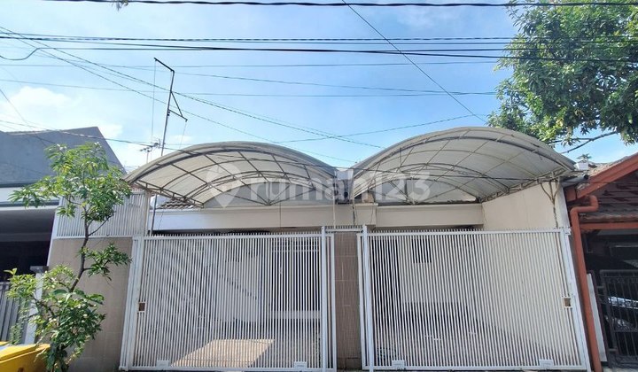 Rumah Kutisari Indah Dekat Universitas Petra Row Jalan : 2,5 Mobil 1