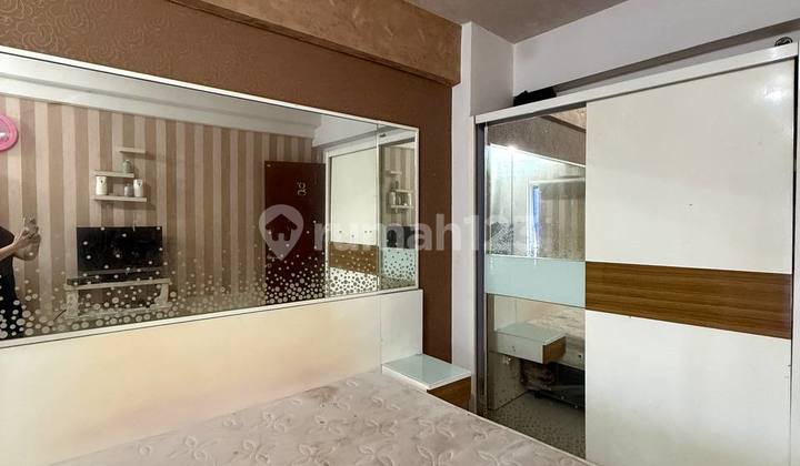 Shmsrs Has Been Issued‼️ Gunawangsa Manyar Apartment, Furnished (Without Refrigerator & TV) 2