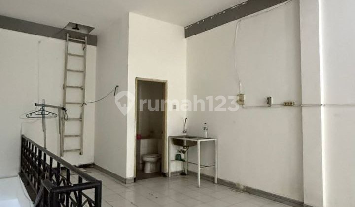 Mega Galaxy Shop House, 2 AC Units, Ready to Move In 2