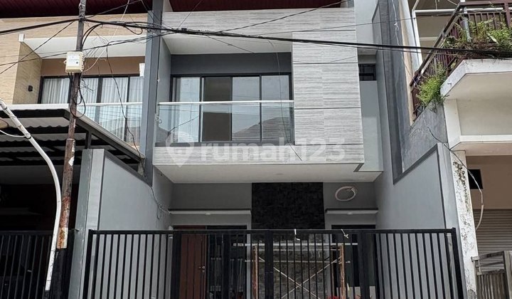 Rumah Baru Gress Minimalis Mulyosari Utara Row 3Mobil Paving Tidak Banjir 1