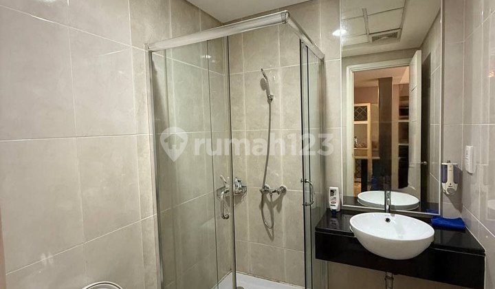 Shmsrs‼️Apartemen Trillium Pusat Kota Surabaya, View : Pool (Ada Balkon) 2