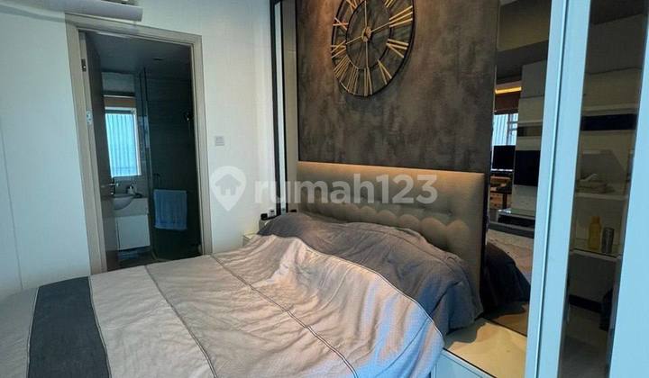 Condominium La Riz Mansion Private Lift Connect Pakuwon Mall, Double View - Hook ( Timur - Utara)