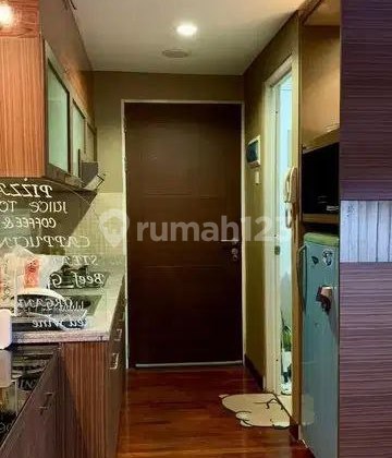 Cosmopolis Resort Apartment Near Its, Shmsrs