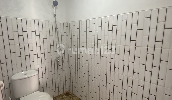 Only 10 Units of Houses Within the Cluster 2