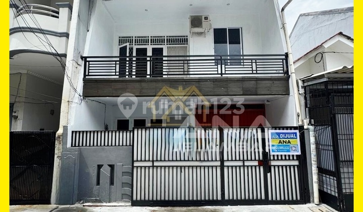 Ana House In Kav.polri 2.5 Floors Area 6x15m South Facing In Jelambar - * Good Deal !!*