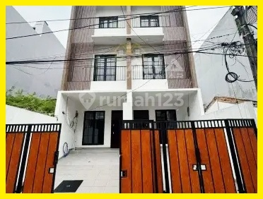 Ana Rumah Baru 3lt Luas 3.5x17m Modern Minimalis Jalan 2 Mobil Di Taman Ratu, Kebon Jeruk - * Good- Deal !!*