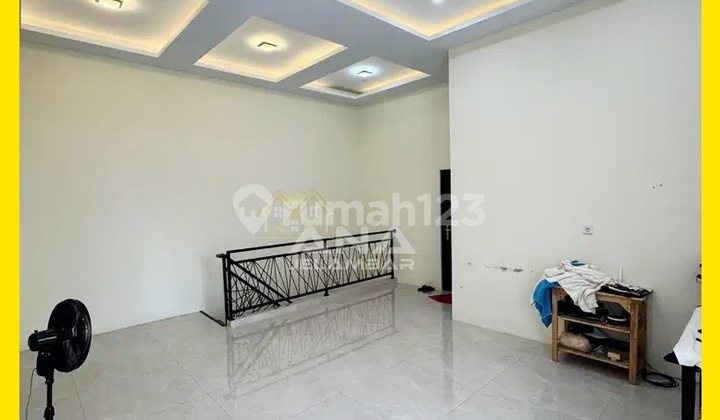 Ana Rumah Kav.polri Area 9x15m 2-story Semi Furnished Comfortable Jelambar Neighborhood - * Good Deal !!* 2
