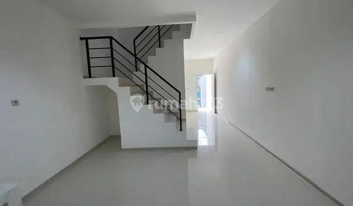 ANA*RUMAH BARU 3LT LUAS 4.2x16M JLN 1.MOBIL DI JELAMBAR - *GOOD-DEAL!!* 2